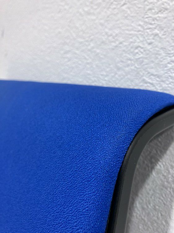 スチールケースシンク（Think）チェア 可動肘付シンクチェア 商品画像2