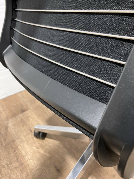 スチールケースシンク（Think）チェア 可動肘付シンクチェア 商品画像11