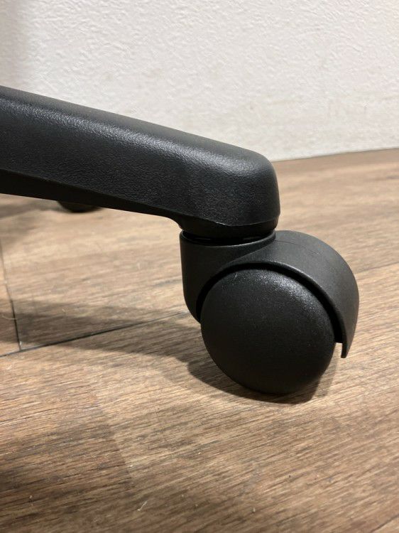 ウチダ（内田洋行）エニーザ（Anyza）チェア エニーザチェア 商品画像4