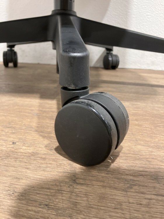 ウチダ（内田洋行）リーフレクシリーズ リーフレクチェア 商品画像4