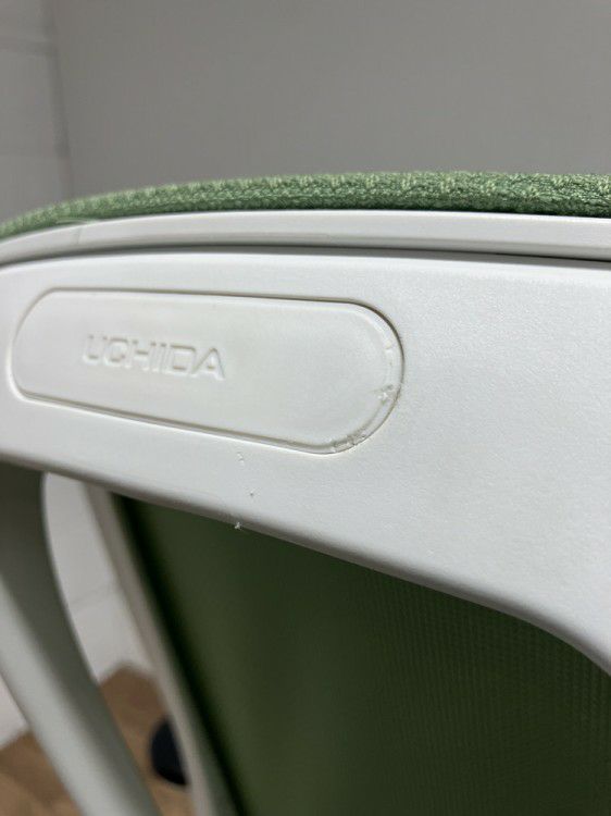 ウチダ（内田洋行）リーフレクシリーズ 可動肘付リーフレクチェア 商品画像8