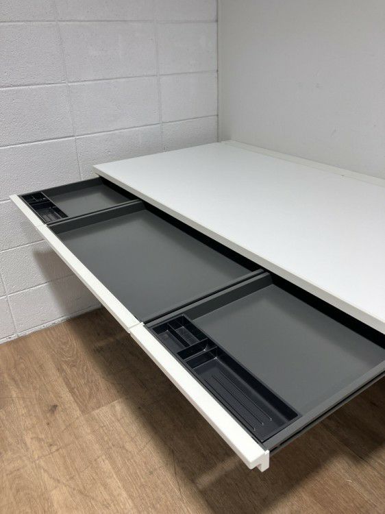 オカムラADVANCE（アドバンス）シリーズ 1400平デスク 商品画像5