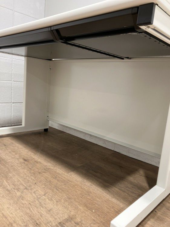 プラスフラットラインシリーズ 1200平デスク 商品画像4