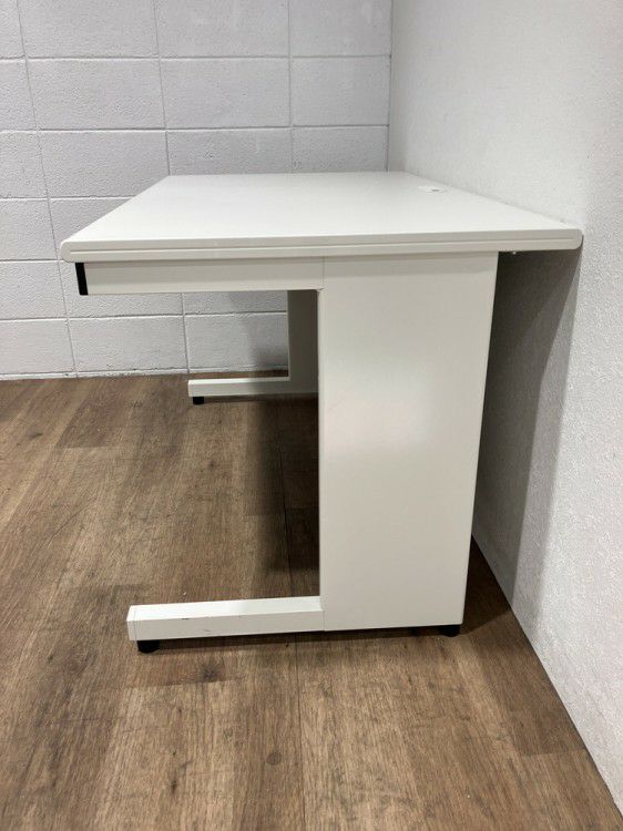 プラスフラットラインシリーズ 1200平デスク 商品画像7