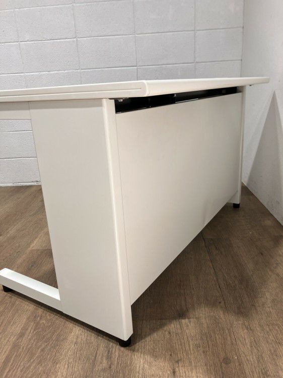 プラスフラットラインシリーズ 1200平デスク 商品画像8