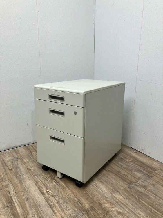 トヨスチール3段インサイドワゴン 商品画像1