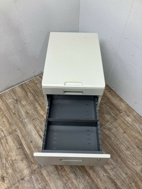 トヨスチール3段インサイドワゴン 商品画像5