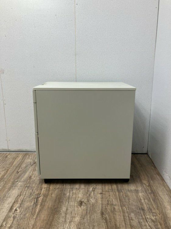 トヨスチール3段インサイドワゴン 商品画像8