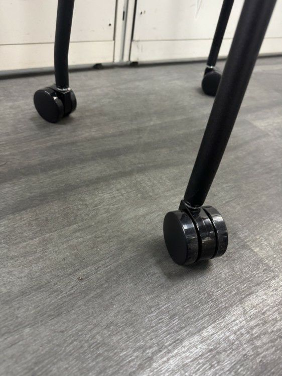 ウチダ（内田洋行）プラーシリーズ スツール 商品画像5