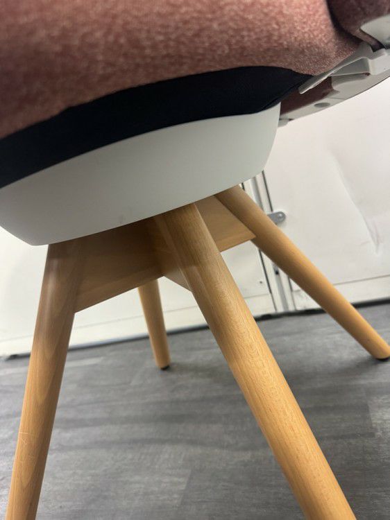 オカムラライブスエントリーチェア(Lives Entry Chair) ミーティングチェア2脚セット 商品画像7