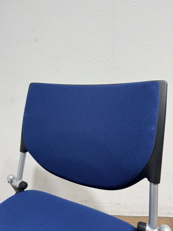 オカムラプロスタックシリーズ ネスティングチェア 商品画像3