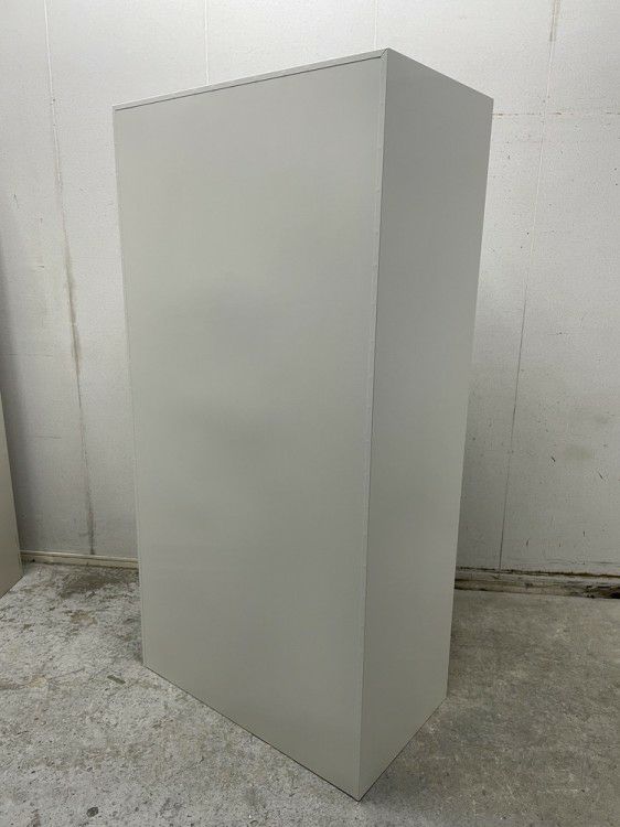 オカムラFZタイプシリーズ 3人用ロッカー 商品画像4