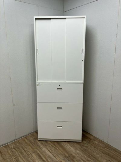 イトーキシンラインシリーズ 3扉引違い・3段ラテラル上下書庫 商品画像1