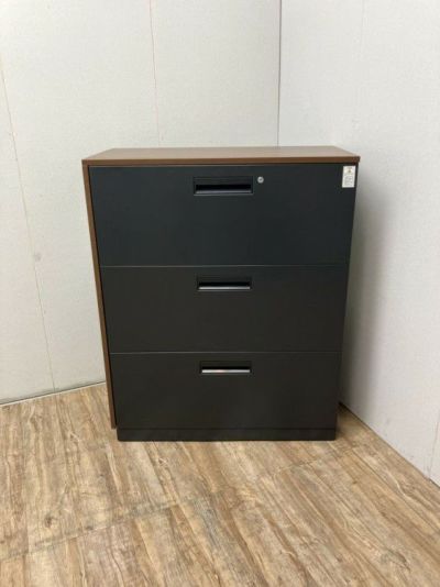 コクヨEDIA(エディア)シリーズ 天板付3段ラテラル書庫 商品画像1