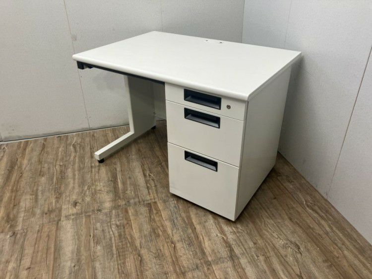 プラスフラットラインシリーズ 1000片袖デスク 商品画像2