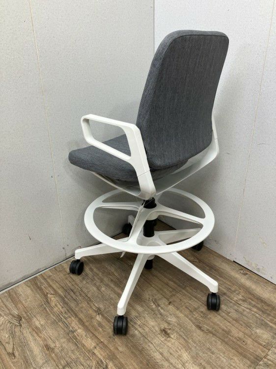 イトーキlevi(レヴィチェア)シリーズ 固定肘付レヴィハイポジションチェア 商品画像10