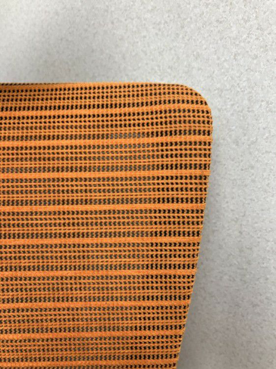 エルゴヒューマン可動肘付フィットチェア 商品画像5