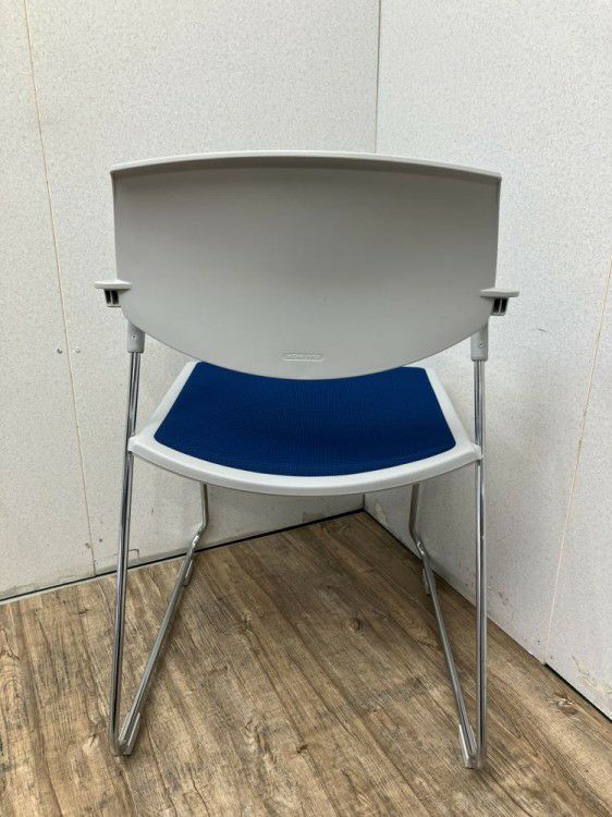 コクヨSatio(サティオ)シリーズ 肘付サティオチェア 商品画像8