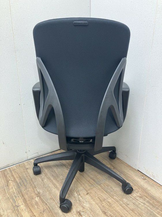 INABA/イナバyera(イエラ)チェア 肘付イエラチェア 商品画像8