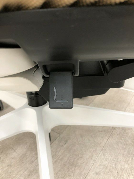 コクヨDuora(デュオラ)チェア 可動肘付デュオラチェア 商品画像19