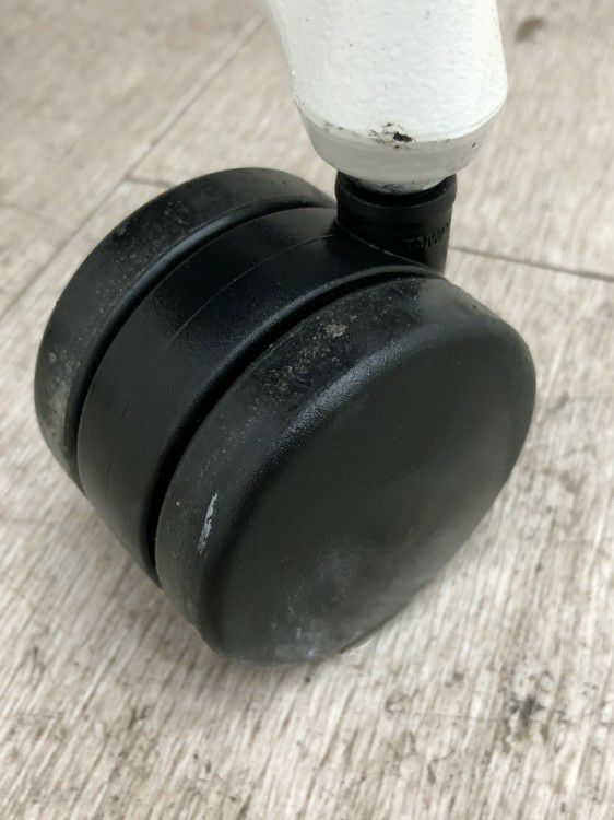 コクヨDuora(デュオラ)チェア 可動肘付デュオラチェア 商品画像21