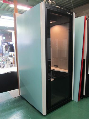 オカムラTELECUBE(テレキューブ)シリーズ Bタイプ（スタンダード） フルクローズ型1人用ワークブースセット 商品画像1