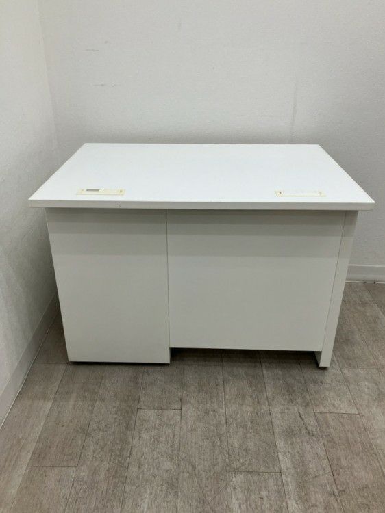 オカムラADVANCE（アドバンス）シリーズ 1000片袖デスク 商品画像4