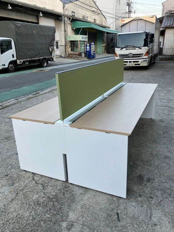 コクヨワークヴィスタ+シリーズ 2400フリーアドレスデスク 商品画像1