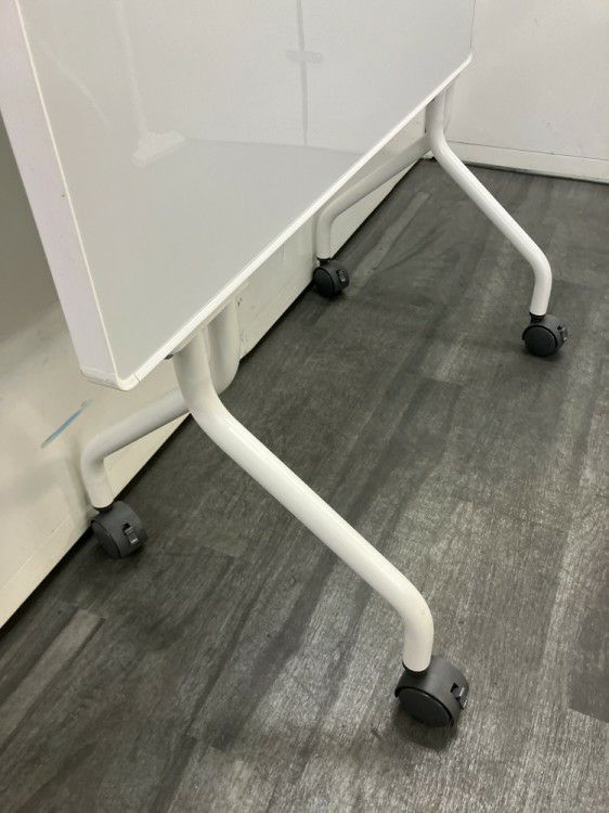 ウチダ（内田洋行）ASシリーズ 900脚付ホワイトボード 商品画像6