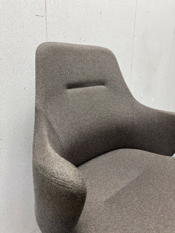 オカムラライブス　ワークチェアシリーズ ミーティングチェア 商品画像7