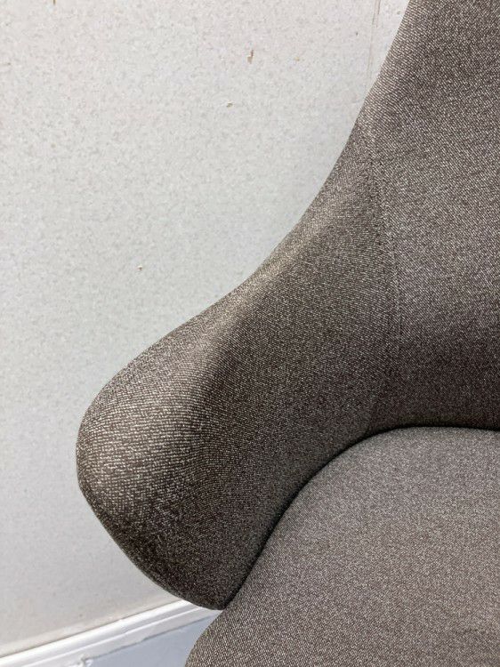 オカムラライブス　ワークチェアシリーズ ミーティングチェア 商品画像9