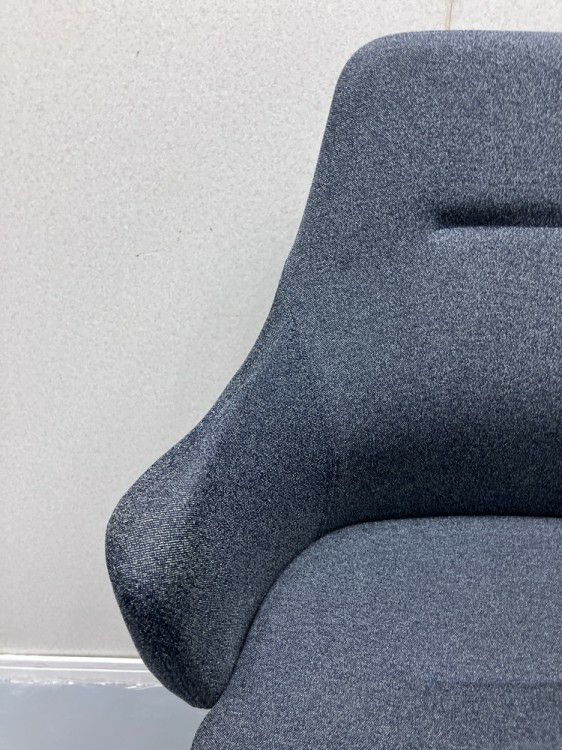 オカムラライブス　ワークチェアシリーズ ミーティングチェア 商品画像7