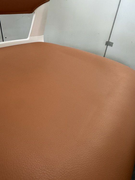 コクヨ160シリーズ スタッキングチェア 商品画像6