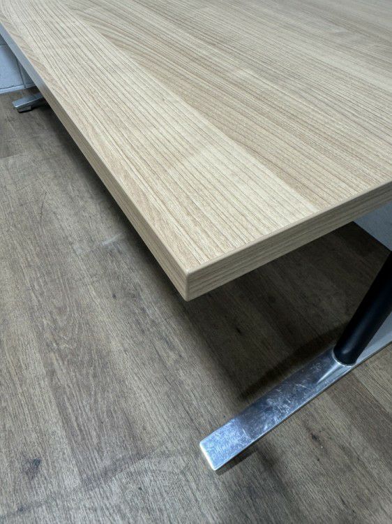 コクヨビエナ（VIENA）シリーズ ミーティングテーブル 商品画像3