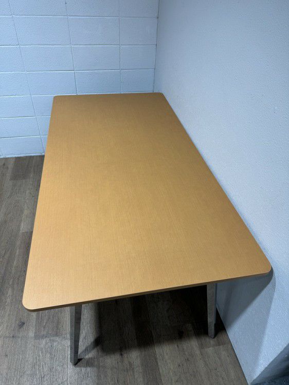 ウチダ（内田洋行）レムナ（LEMNA）シリーズ ミーティングテーブル 商品画像2