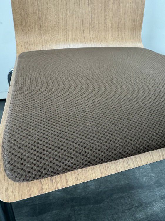 オカムラモノスシリーズ スタッキングチェア 商品画像10