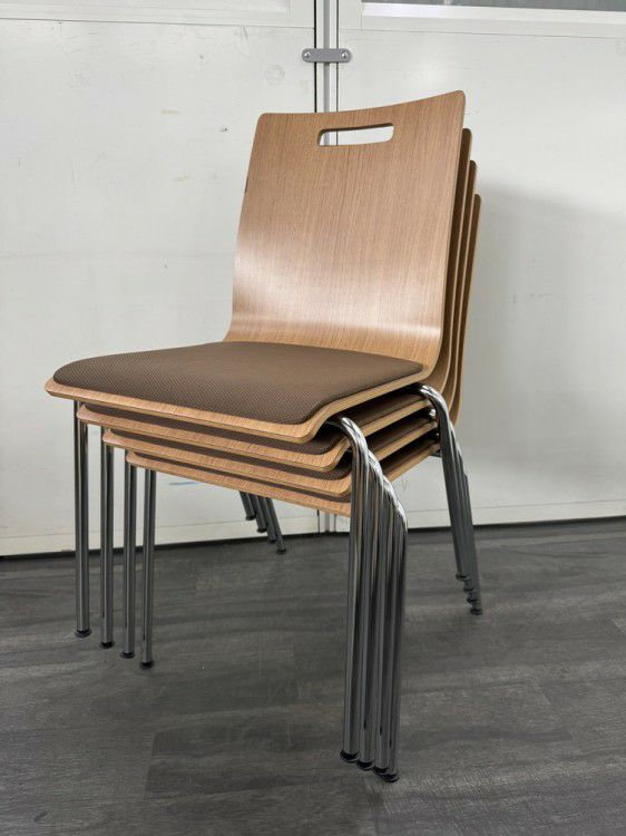 オカムラモノスシリーズ スタッキングチェア 商品画像12