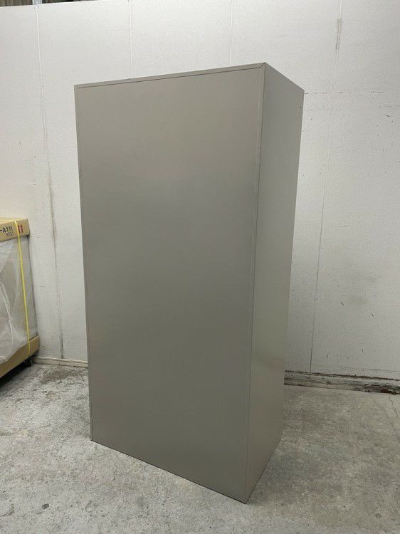 コクヨLKシリーズ　（コクヨ） 3人用ロッカー 商品画像3