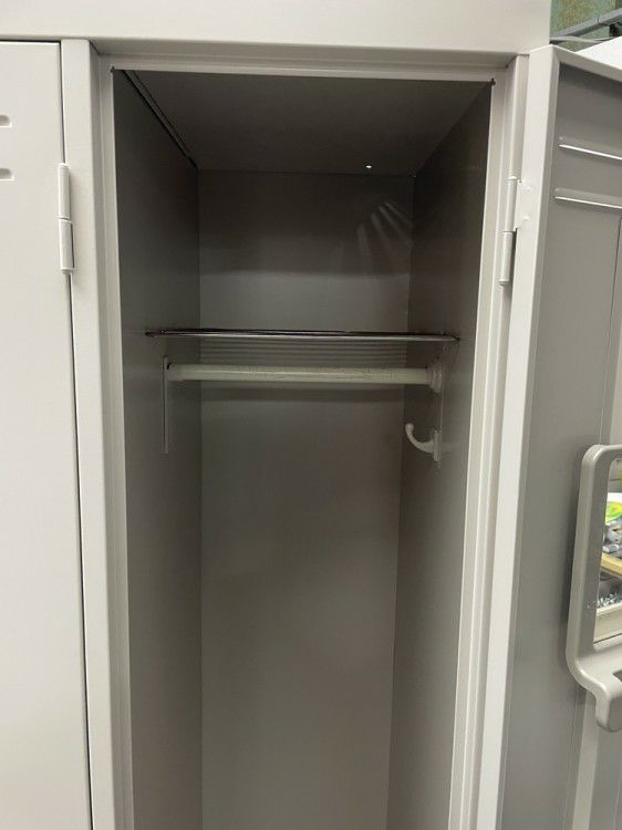 コクヨLKシリーズ　（コクヨ） 3人用ロッカー 商品画像8