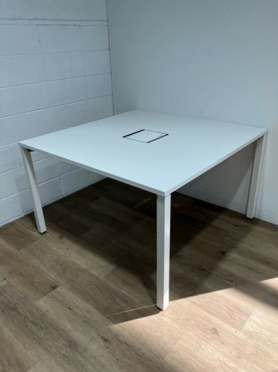 イトーキアクトリンクシリーズ 1200ワークテーブル 商品画像1