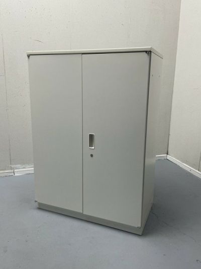 イトーキシンラインシリーズ 両開き書庫 商品画像1