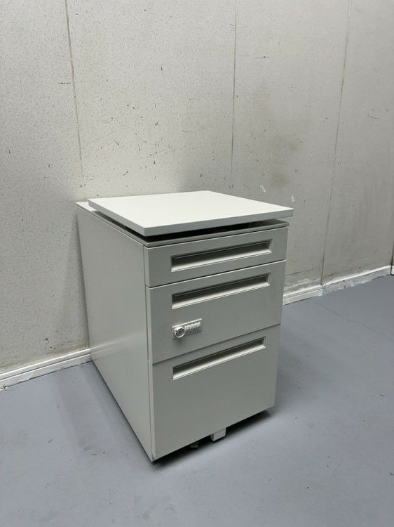 ウチダ（内田洋行）STワゴンシリーズ インワゴン 商品画像1