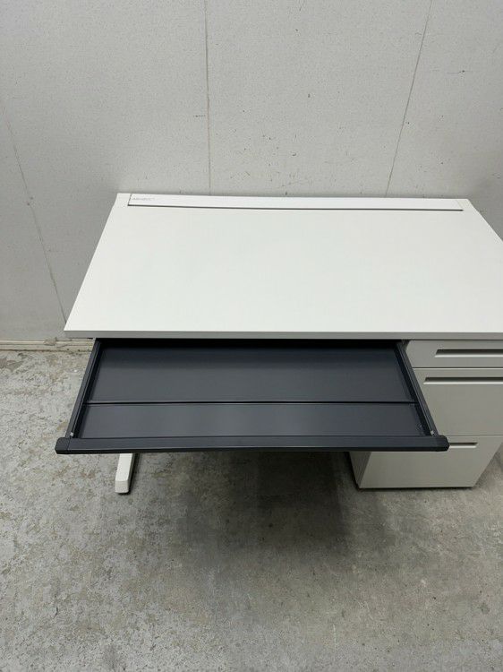 イトーキCZRシリーズ 1200片袖デスク 商品画像5