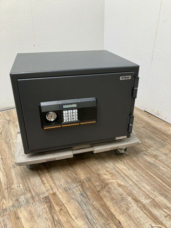エイコー耐火金庫 商品画像1