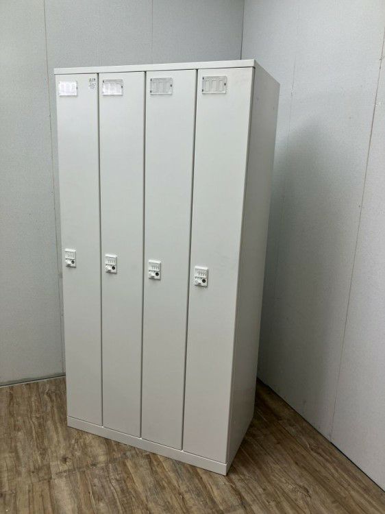 イトーキクローレシリーズ ダイヤル式4人用ロッカー 商品画像2