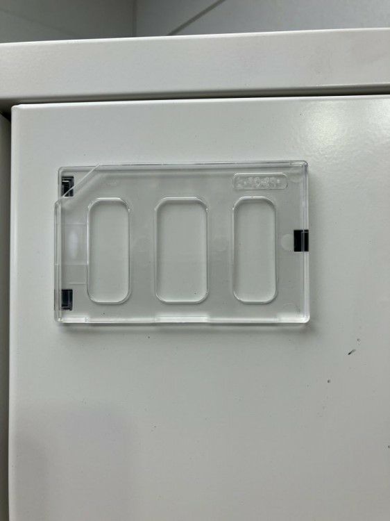 イトーキクローレシリーズ ダイヤル式4人用ロッカー 商品画像9