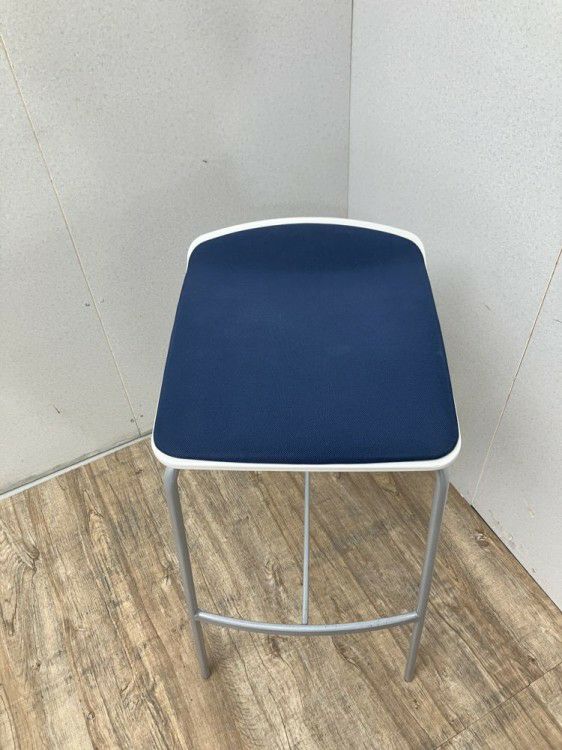 オカムラハイチェア 商品画像3