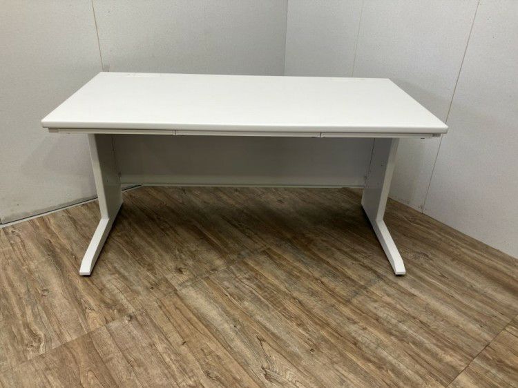 トヨスチール1400平デスク 商品画像1