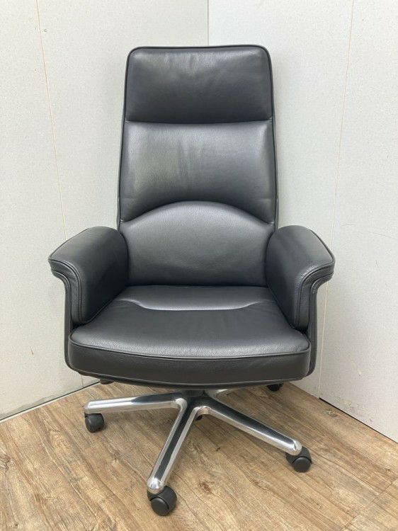 天童木工固定肘付エグゼクティブチェア 商品画像2