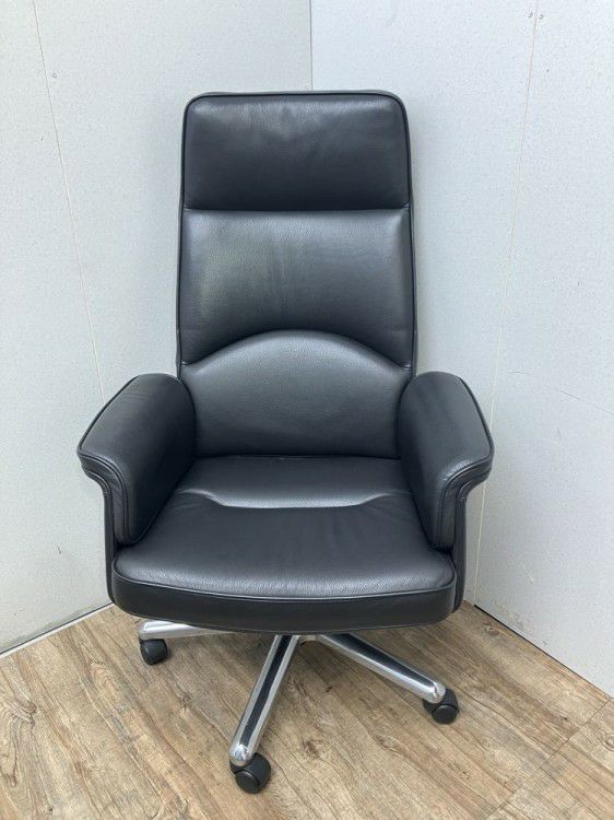 天童木工固定肘付エグゼクティブチェア 商品画像3